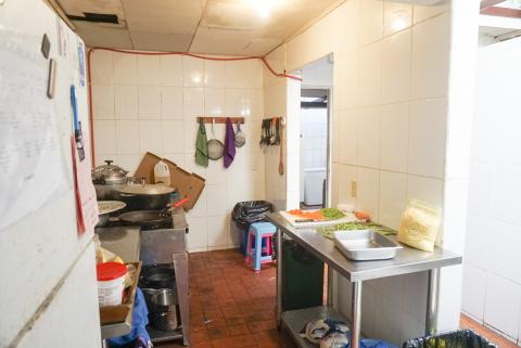 kitchen2